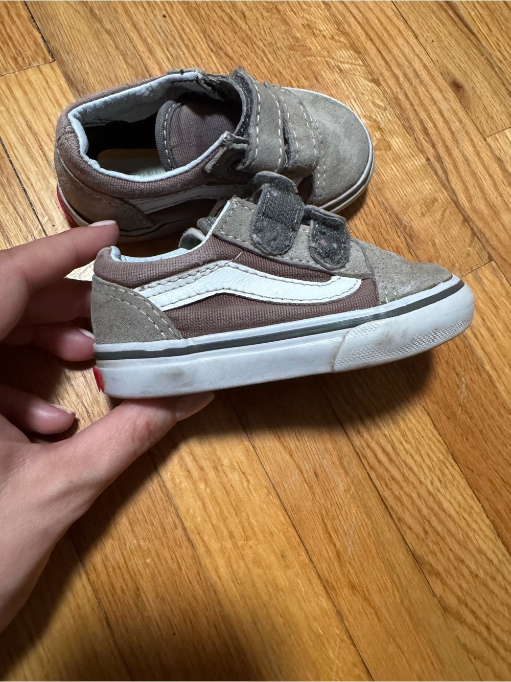 Vans Baby/Toddler Size 5 Brown and White Low-Top Velcro Sneakers